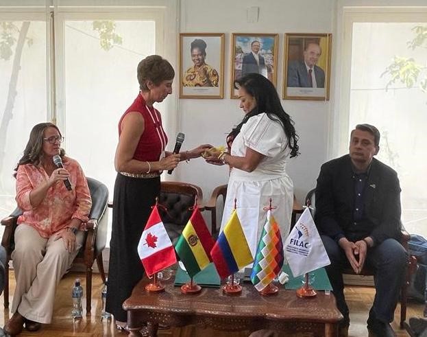 Inicia Diálogo y encuentro de Pueblos Indígenas y Afrodescendientes de Bolivia, Canadá y Colombia para definir ruta de trabajo y acuerdo trinacional