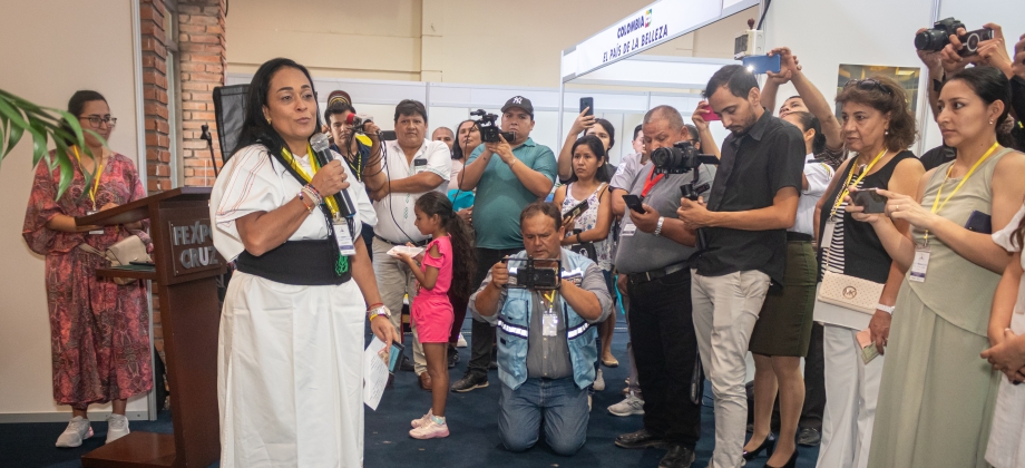 Comunidad colombiana participa masivamente en la 1° Feria de Servicios de Colombia Nos Une en Bolivia